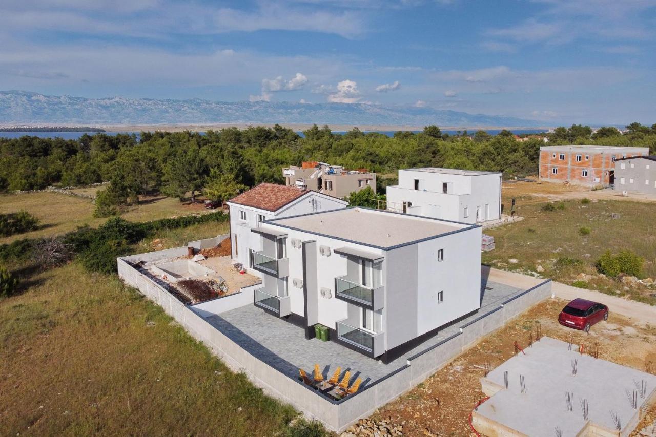 Luxury Apartments Hills Vir Luaran gambar